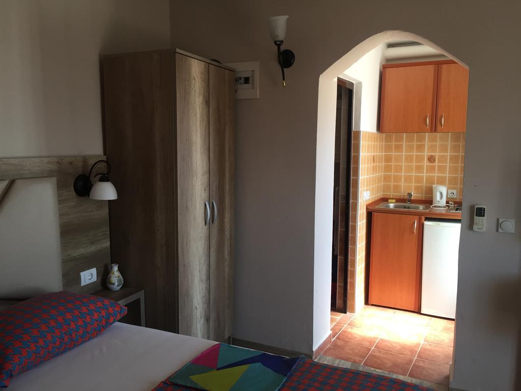 Guesthouse HHL - Liman ll Ulcinj Eksteriør billede